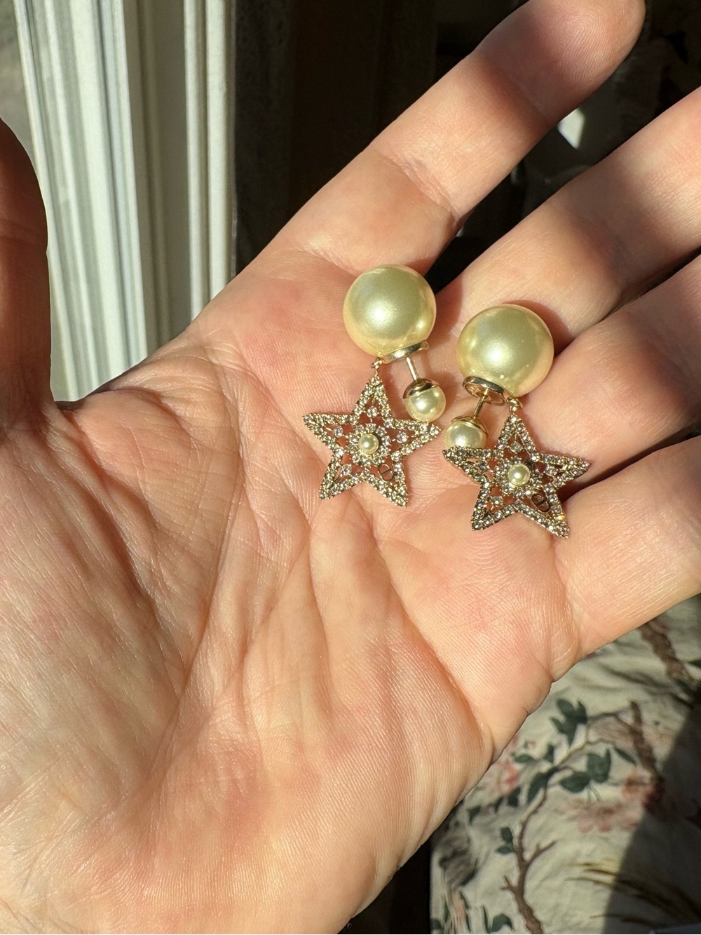 Dior Tribales Gold Star Earrings - Picture 11 of 11